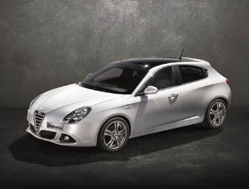 Haziran'da Alfa Romeo Giulietta alanlara sunroof hediye