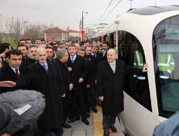 İlk yerli üretim tramvay İstanbul raylarında