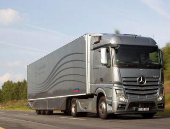 Schmitz Cargobull Mercedes-Benz  işbirliği