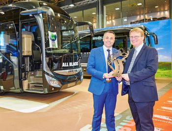 Iveco Bus'a 'Uluslararası Yılın Otobüsü 2016' ödülü