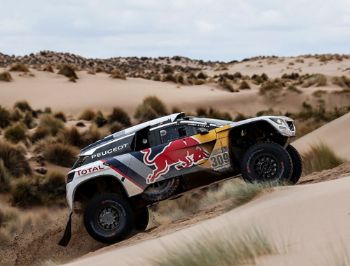 Peugeot, Dakar'da hız kesmiyor