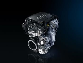 Turbo PureTech ikinci kez 'Yılın Motoru' seçildi