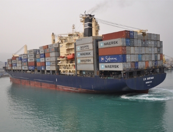 Limakport ilk konteyner gemisini karşıladı