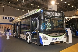 Iveco, Paris belediyesine 409 adet doğal gazlı otobüs teslim edecek