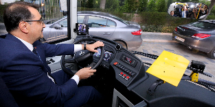 Enerji ve Tabi Kaynaklar Bakanı Fatih Dönmez TEMSA MD9 ElectriCITY otobüsü test etti